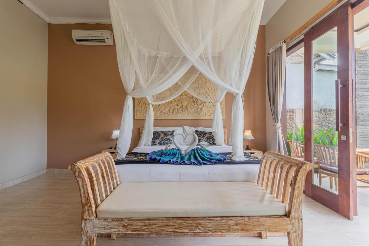 Favorit Bungalow And Spa Luxury Batununggul Exterior foto